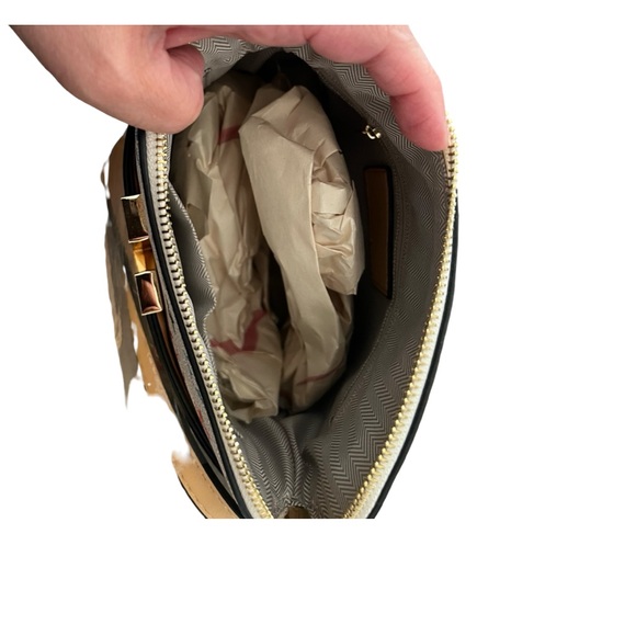 Elegant Multicolor Crossbody Bag with wallet - Picture 6 of 13